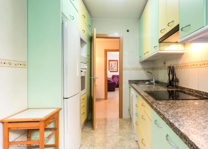 Daire Beachside With Beautiful Sea Views *
