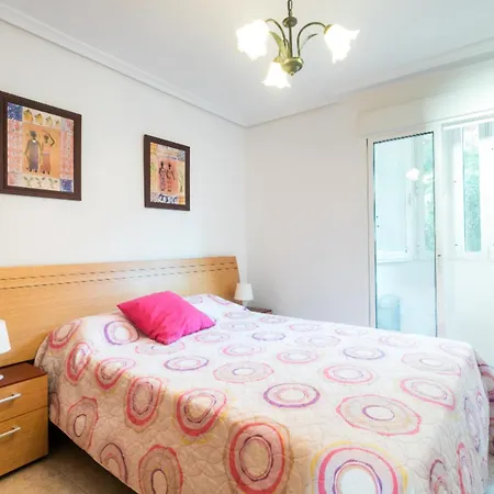 Spacious Beachside With Beautiful Sea Views *